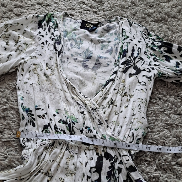 Blue Life | White , black & green deep v neck shorts romper/ Jumpsuit - Picture 7 of 11